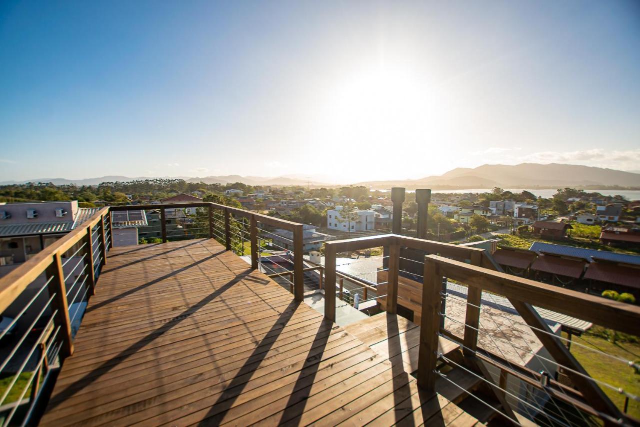 Lake View Guest House Praia do Rosa Exterior foto