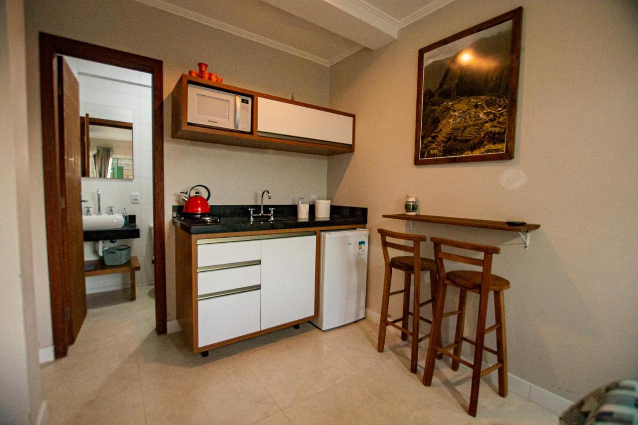 Lake View Guest House Praia do Rosa Exterior foto